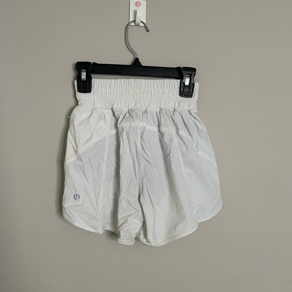 Lululemon Athletica White Athletic Shorts with Elastic Waistband